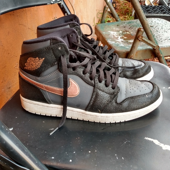 Jordans - Picture 2 of 4